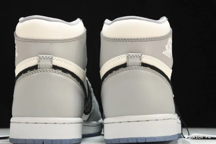 JORDAN AIR HIGH DR RETRO 1 X 0826